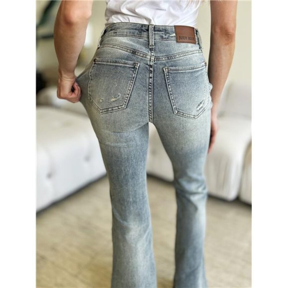 NWT Judy Blue Mid Rise Flare Jeans, Stretchy, Faded Detail, Reg and Plus Sizes - Picture 2 of 9